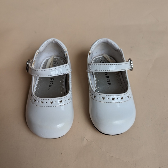 George White Mary Jane Baby Shoes Size 4 - Picture 2 of 7